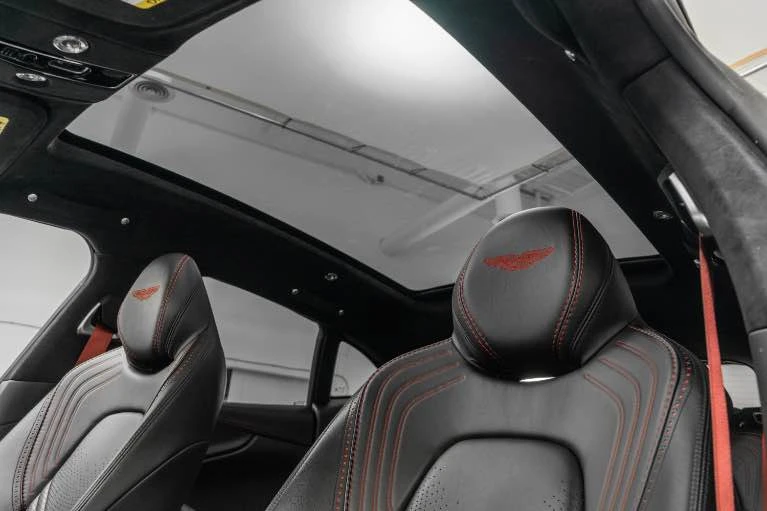 2021 Aston Martin DBX - Image 10 of 13