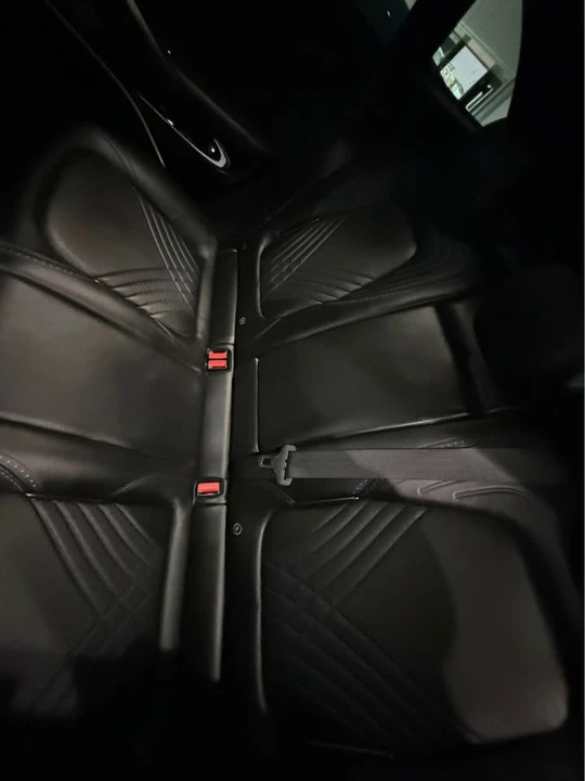 2021 Aston Martin DBX - Image 6 of 8