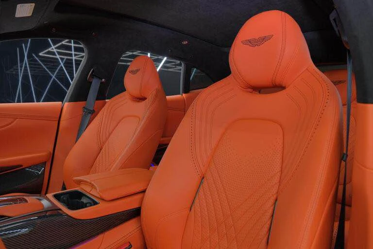 2021 Aston Martin DBX - Image 14 of 18
