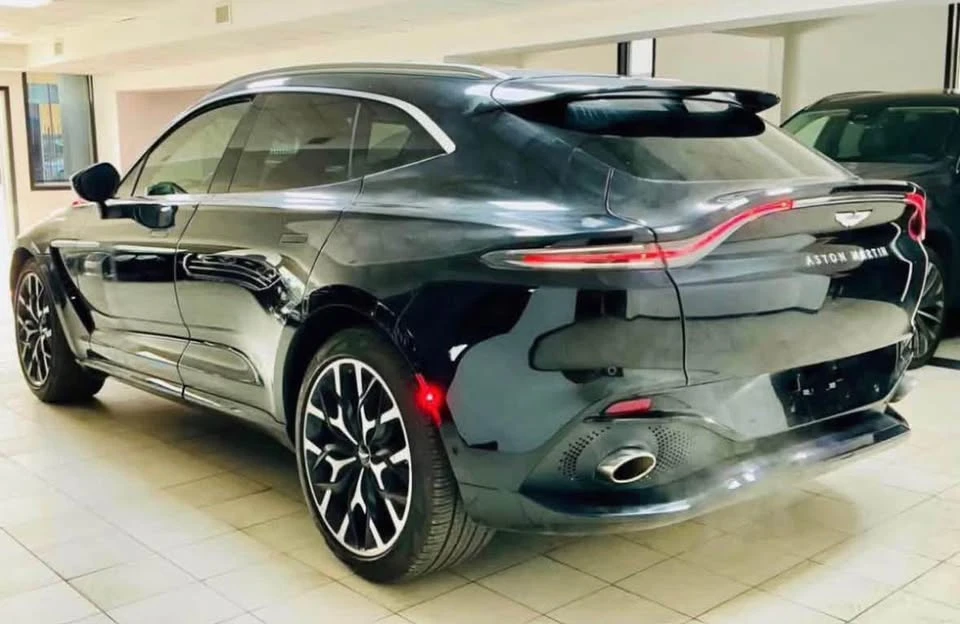 2021 Aston Martin DBX - Image 13 of 20