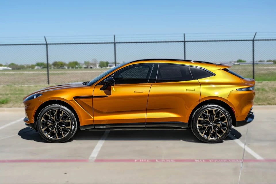2021 Aston Martin DBX - Image 6 of 19