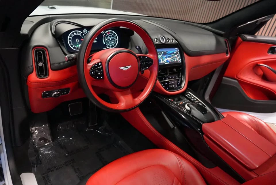 2021 Aston Martin DBX - Image 8 of 20