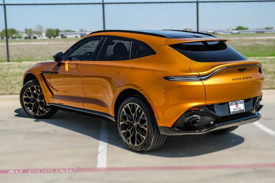 2021 Aston Martin DBX - Image 5 of 19