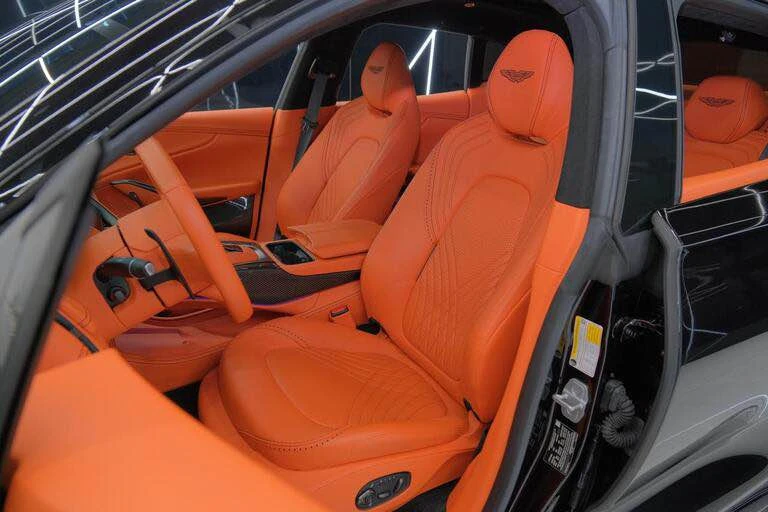 2021 Aston Martin DBX - Image 15 of 18