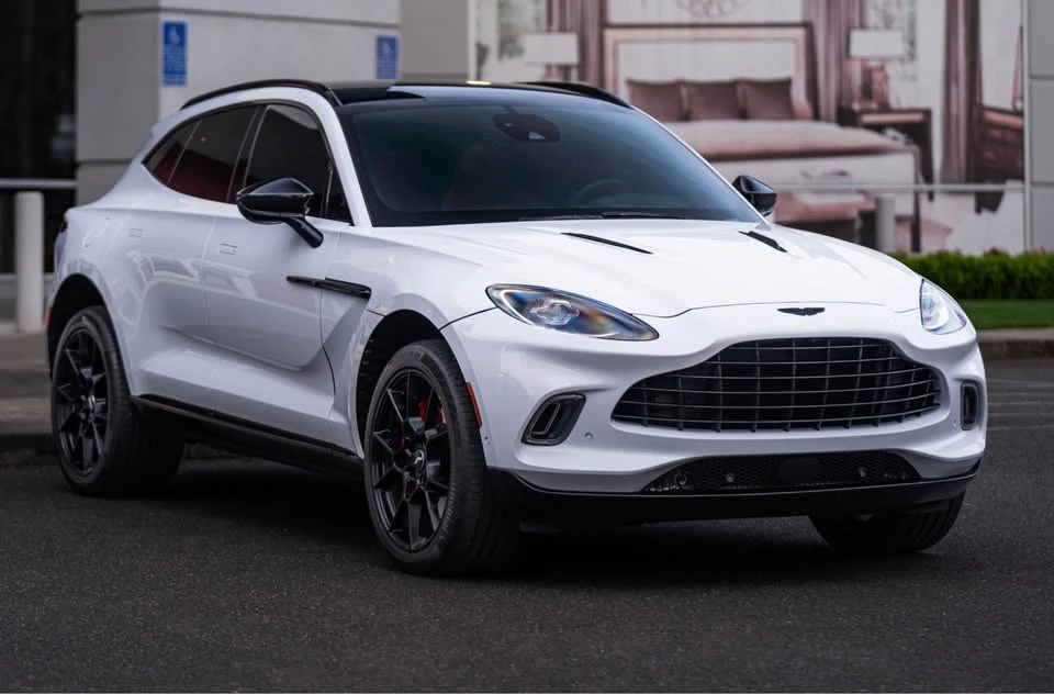 2021 Aston Martin DBX - Image 3 of 20
