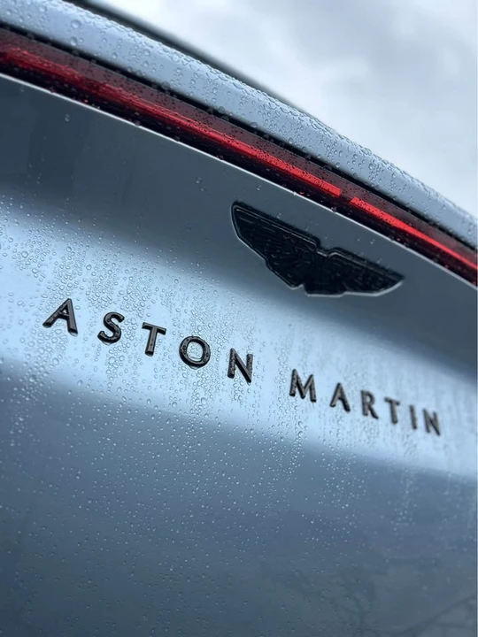 2021 Aston Martin DBX - Image 14 of 15