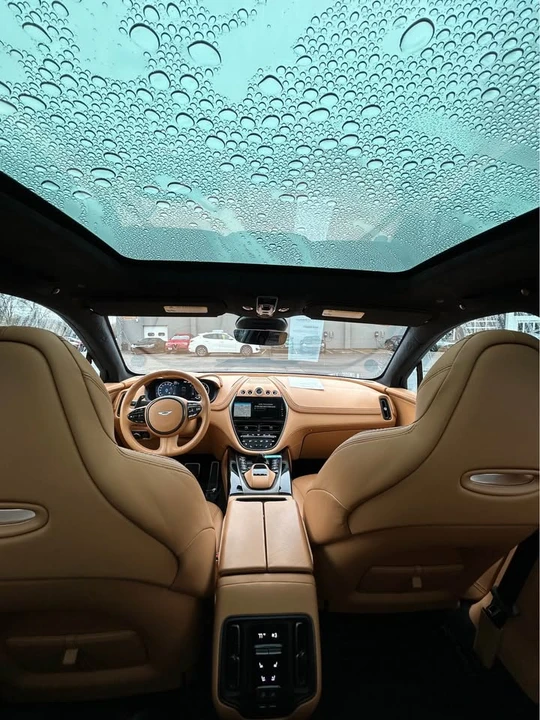 2021 Aston Martin DBX - Image 6 of 15
