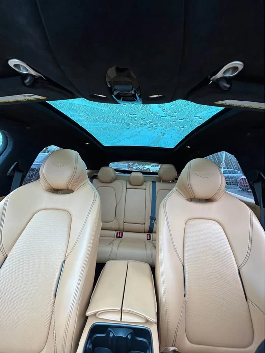 2021 Aston Martin DBX - Image 13 of 15