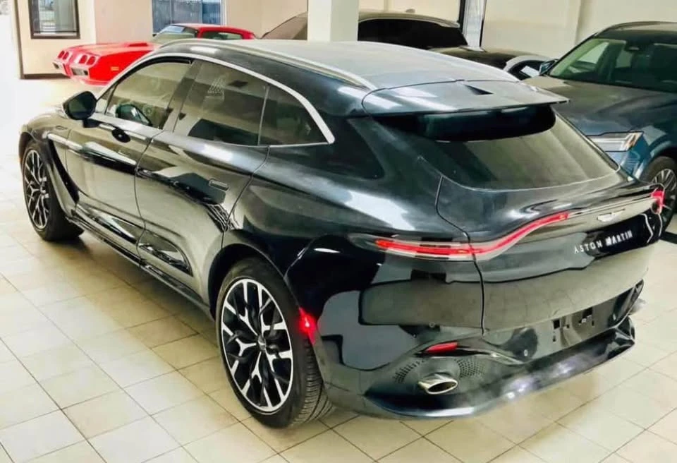 2021 Aston Martin DBX - Image 14 of 20