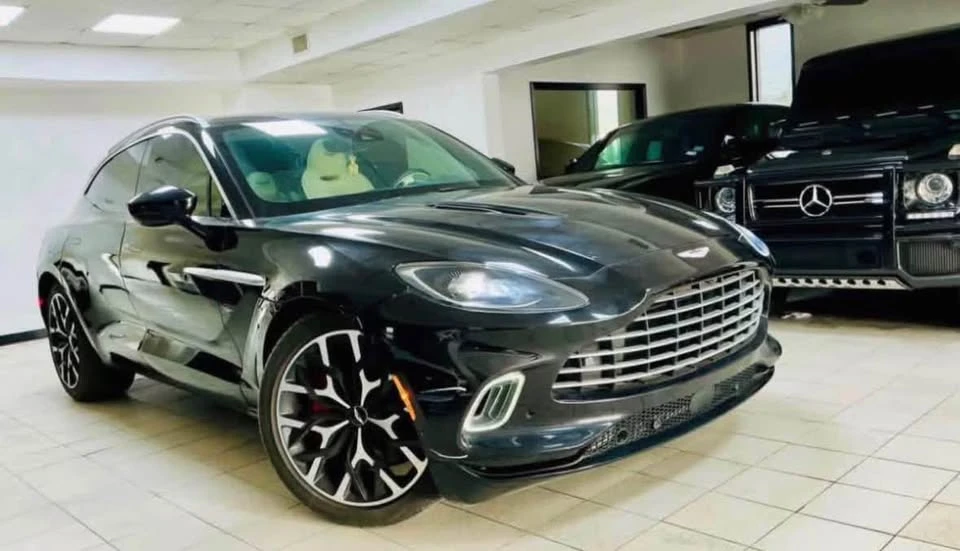 2021 Aston Martin DBX - Image 9 of 20