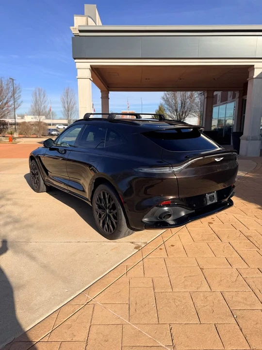 2021 Aston Martin DBX - Image 5 of 12