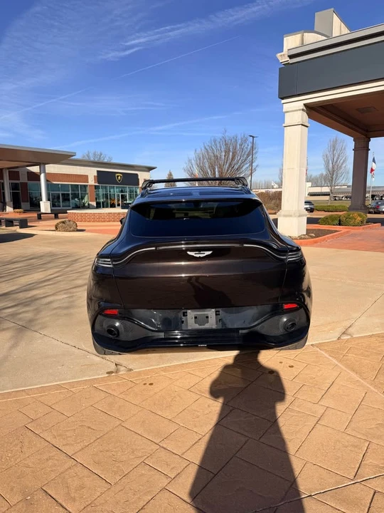 2021 Aston Martin DBX - Image 4 of 12