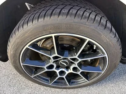 2021 Aston Martin DBX - Image 10 of 19