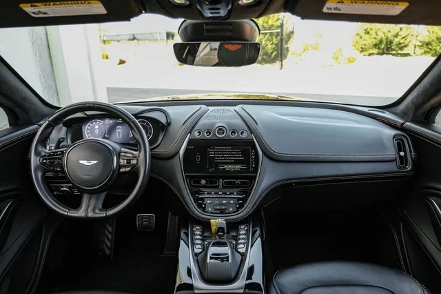 2021 Aston Martin DBX - Image 17 of 17