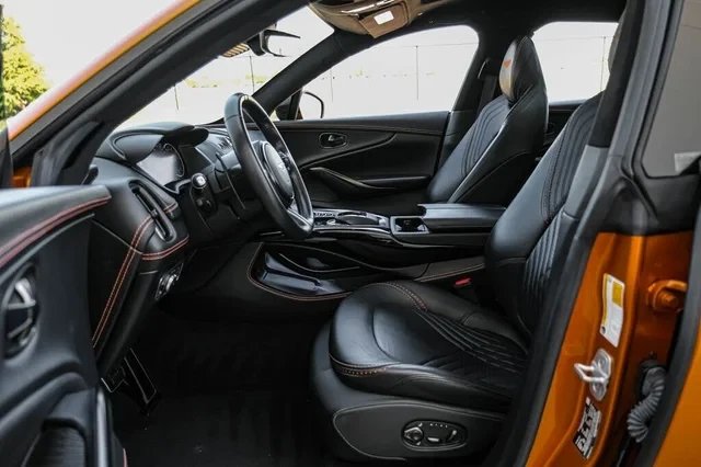 2021 Aston Martin DBX - Image 5 of 17
