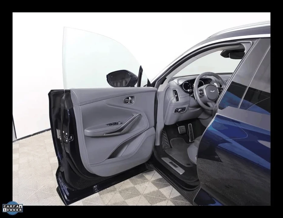 2021 Aston Martin DBX - Image 7 of 12
