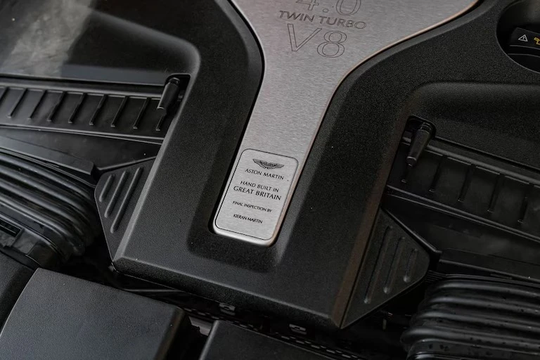 2021 Aston Martin DBX - Image 18 of 19