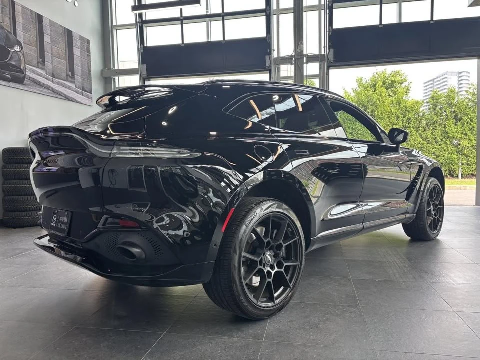 2021 Aston Martin DBX - Image 7 of 20