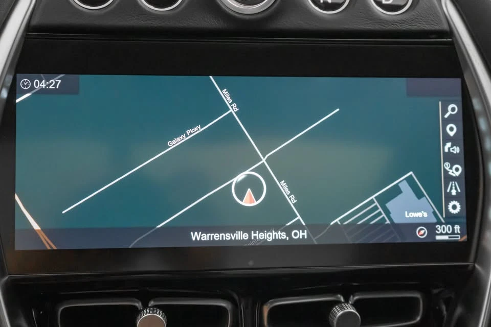 2021 Aston Martin DBX - Image 14 of 17