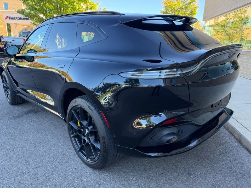 2021 Aston Martin DBX - Image 3 of 20