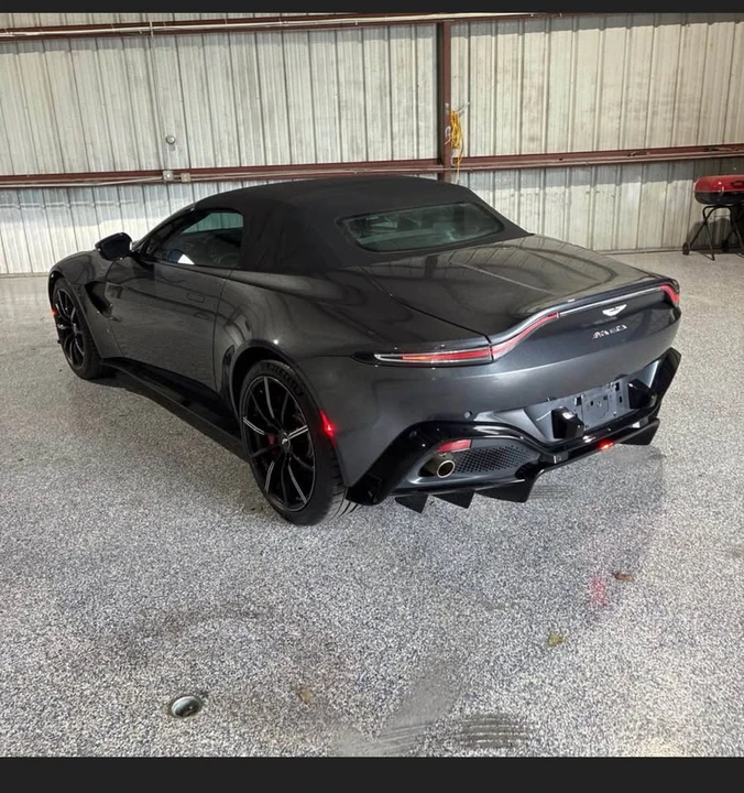 2021 Aston Martin V8 Vantage (2019+) - Image 3 of 4