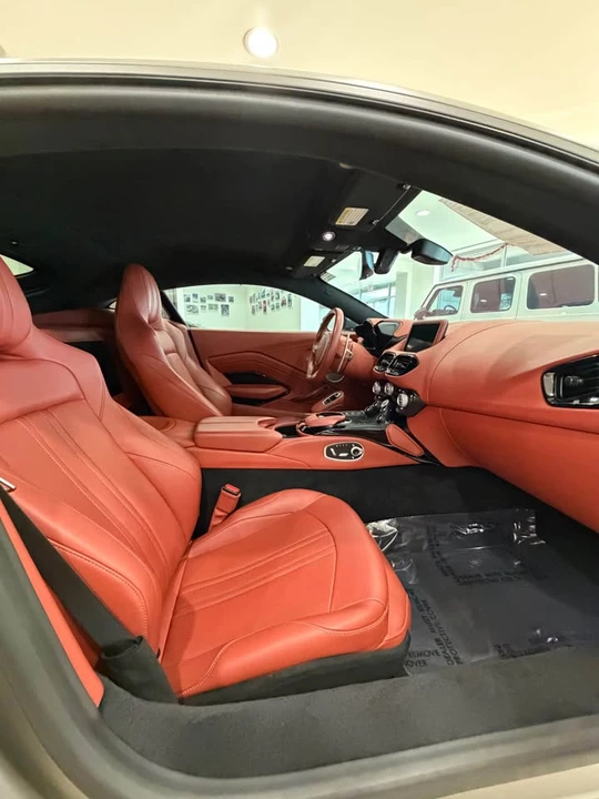 2021 Aston Martin V8 Vantage (2019+) - Image 11 of 13