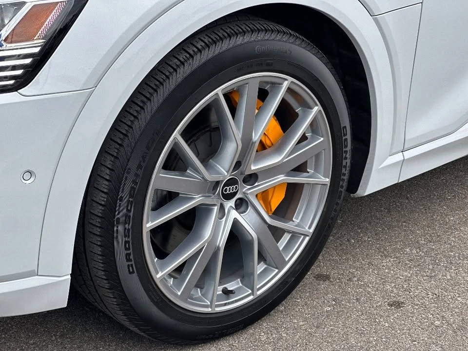 2021 Audi e-tron GT - Image 18 of 19