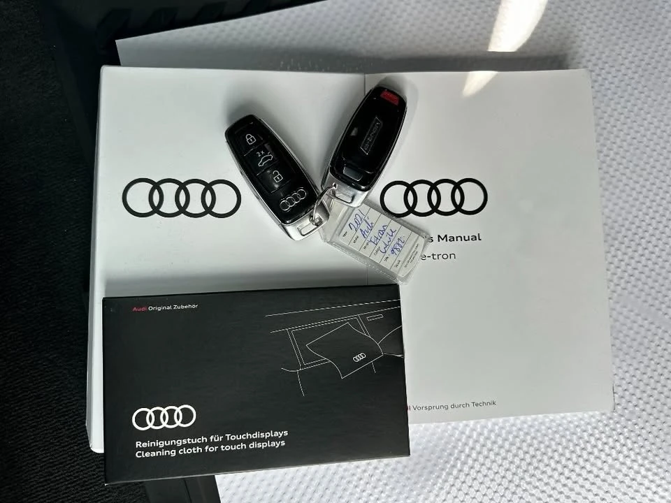 2021 Audi e-tron GT - Image 10 of 19