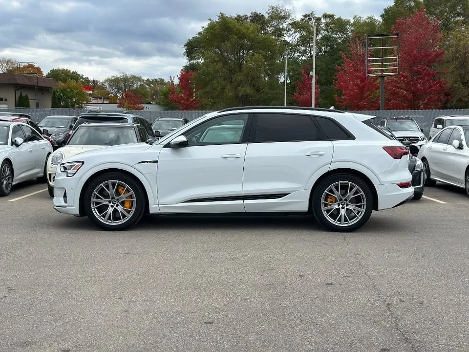 2021 Audi e-tron GT - Image 5 of 19