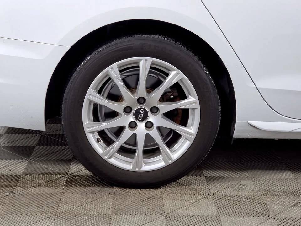 2021 Audi B9 A4 - Image 9 of 19