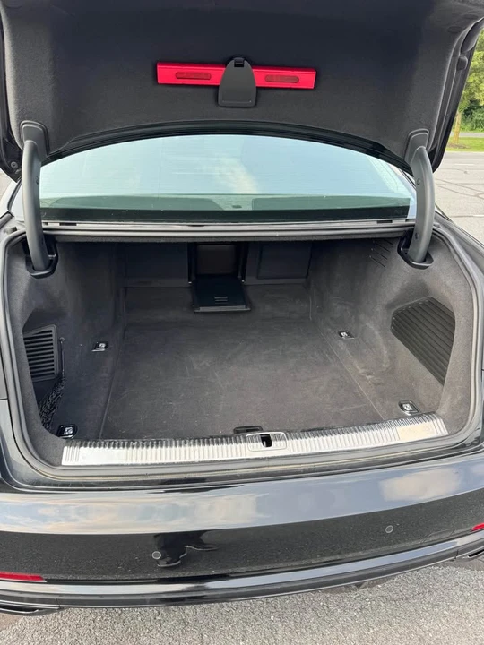 2021 Audi D5 A8 - Image 11 of 13