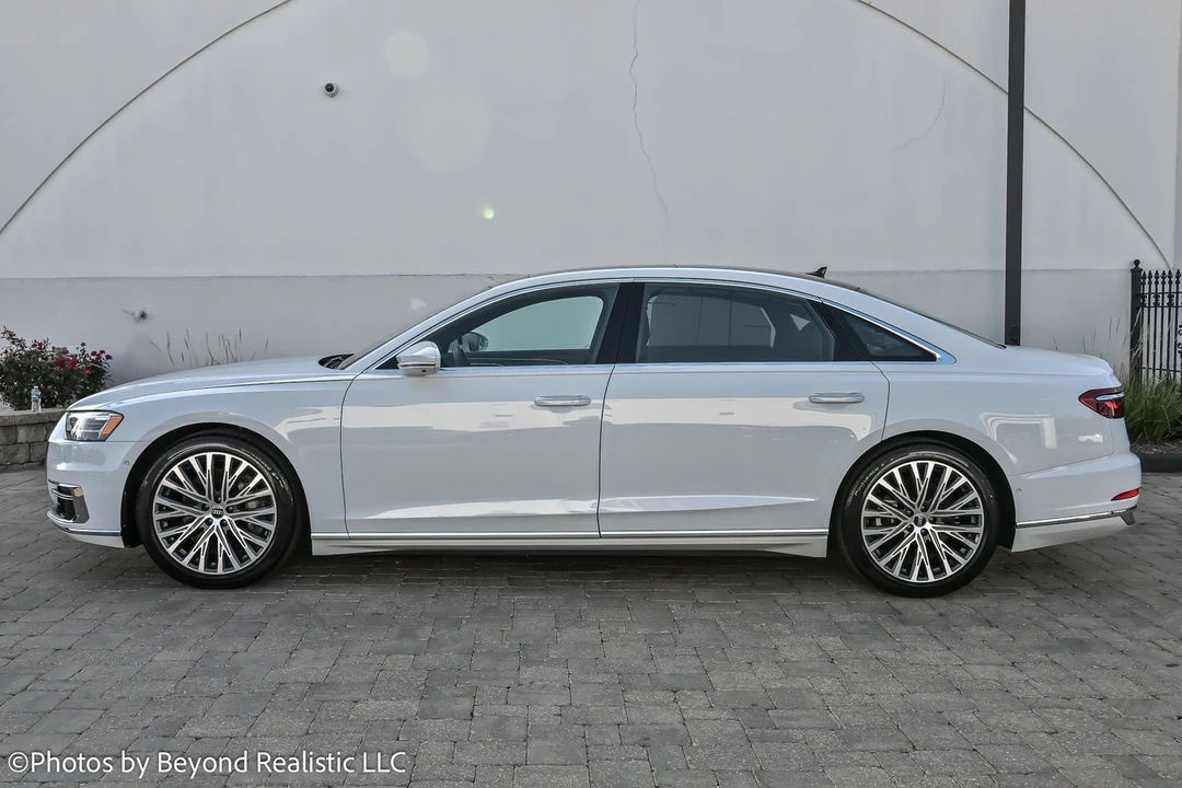 2021 Audi D5 A8 - Image 5 of 21