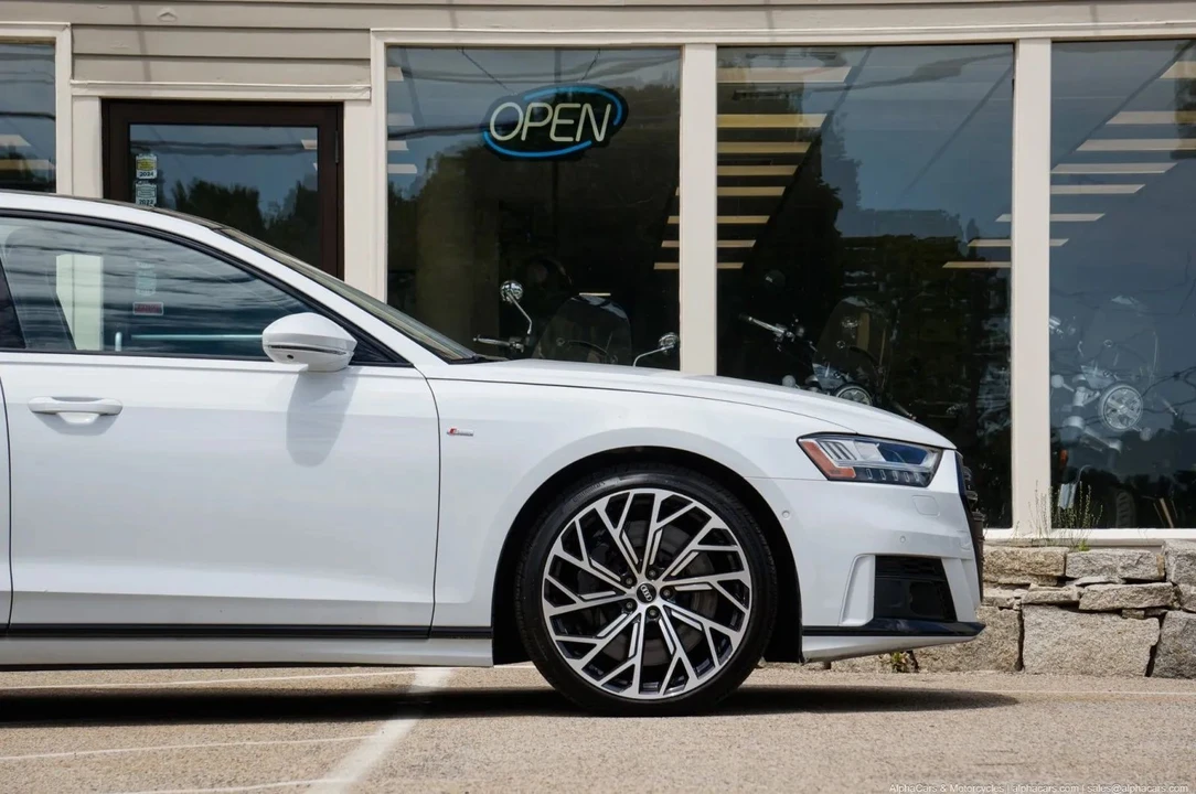 2021 Audi D5 A8 - Image 8 of 21