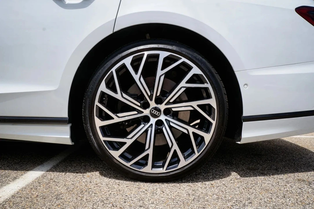 2021 Audi D5 A8 - Image 24 of 31