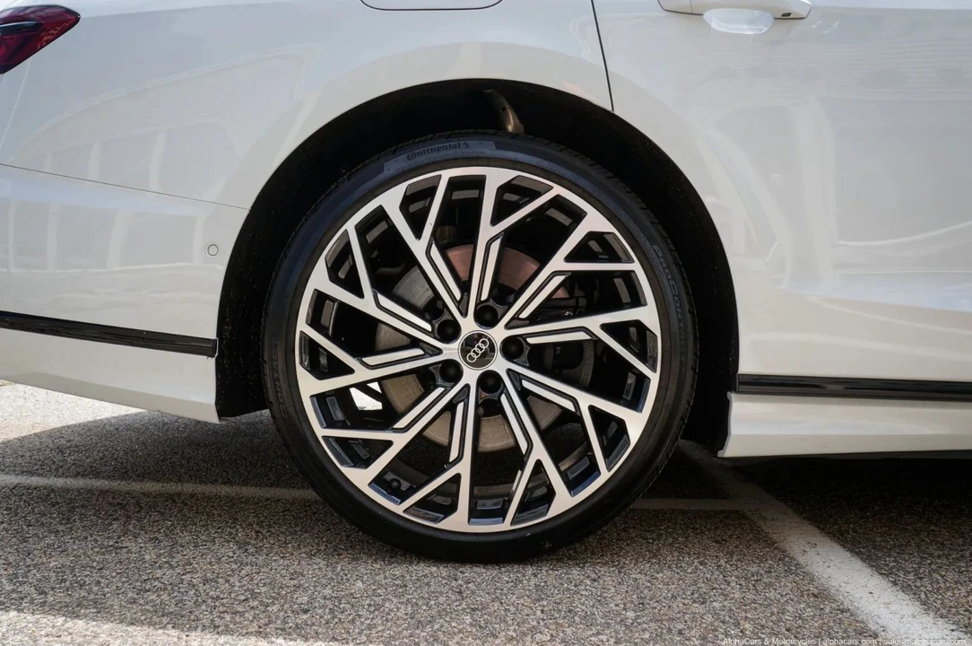 2021 Audi D5 A8 - Image 23 of 31