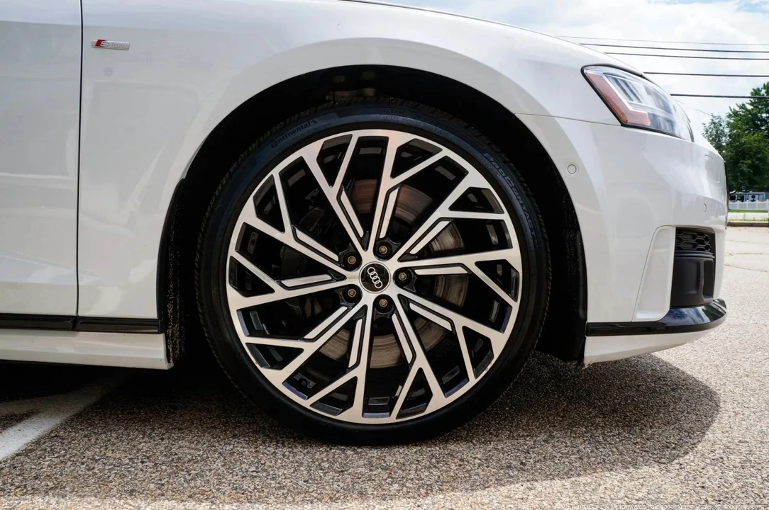 2021 Audi D5 A8 - Image 22 of 31