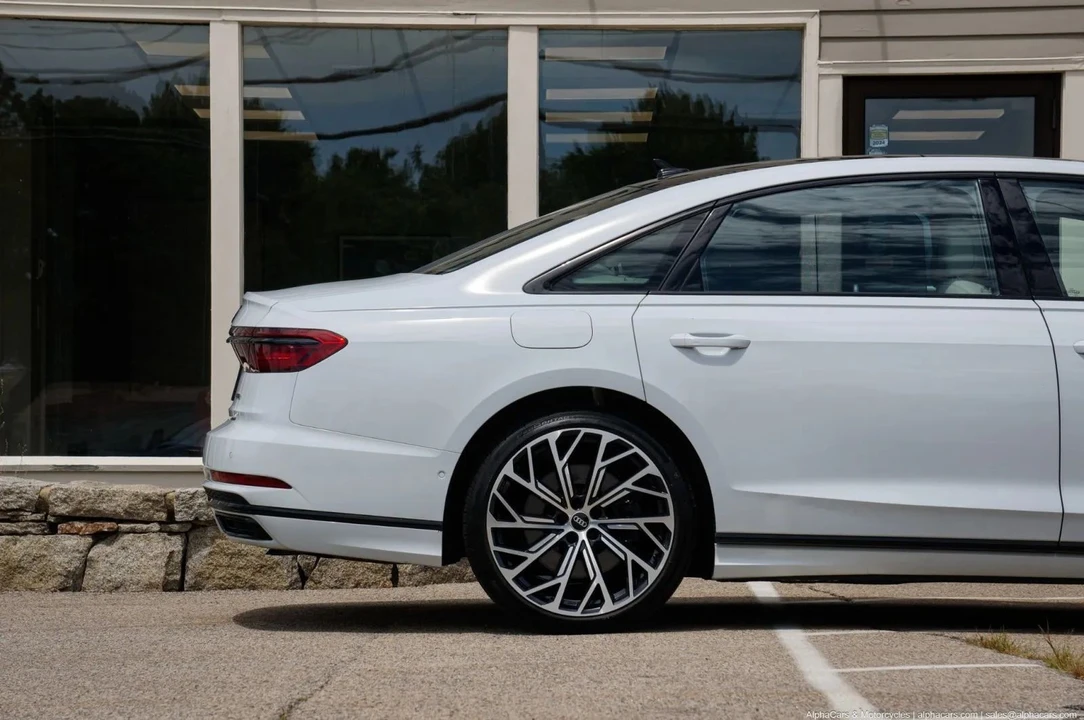 2021 Audi D5 A8 - Image 6 of 31