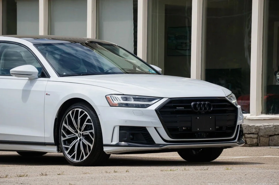 2021 Audi D5 A8 - Image 10 of 31