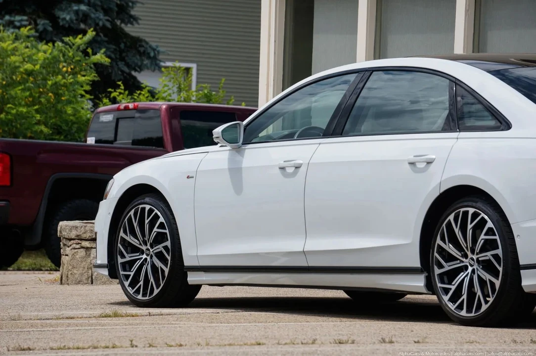 2021 Audi D5 A8 - Image 19 of 31