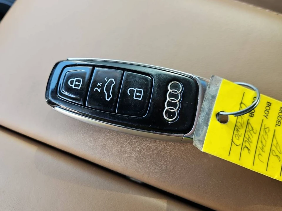2021 Audi D5 A8 - Image 8 of 15