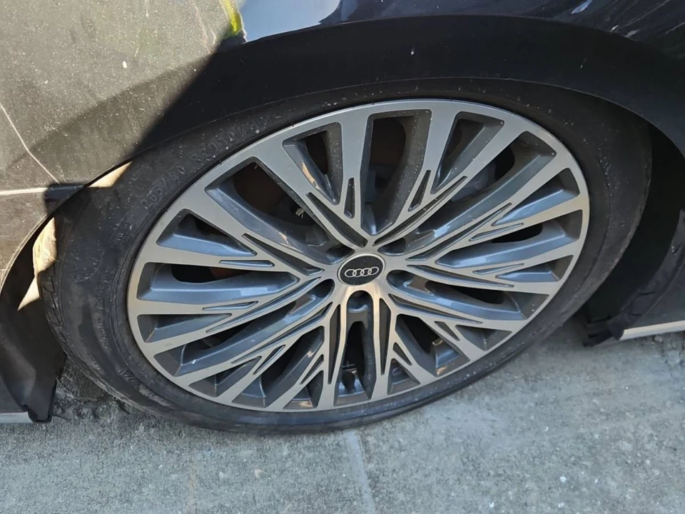 2021 Audi D5 A8 - Image 9 of 15