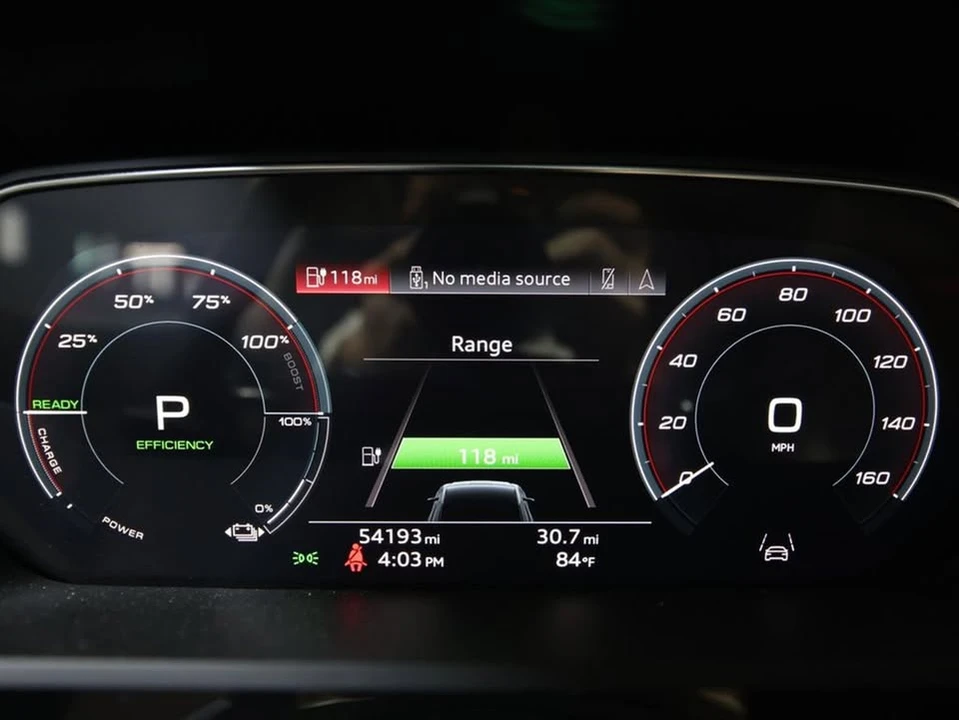 2021 Audi e-tron - Image 15 of 18