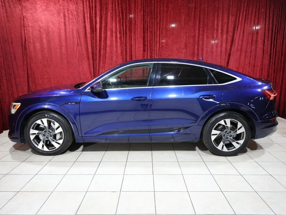 2021 Audi e-tron - Image 2 of 18