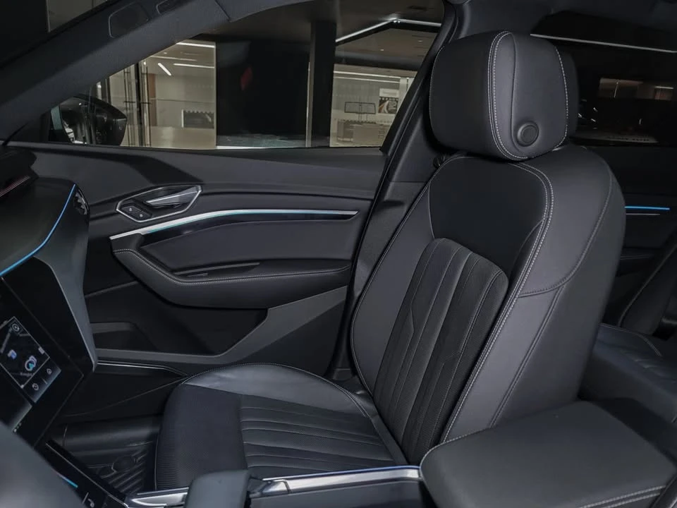 2021 Audi e-tron - Image 18 of 20