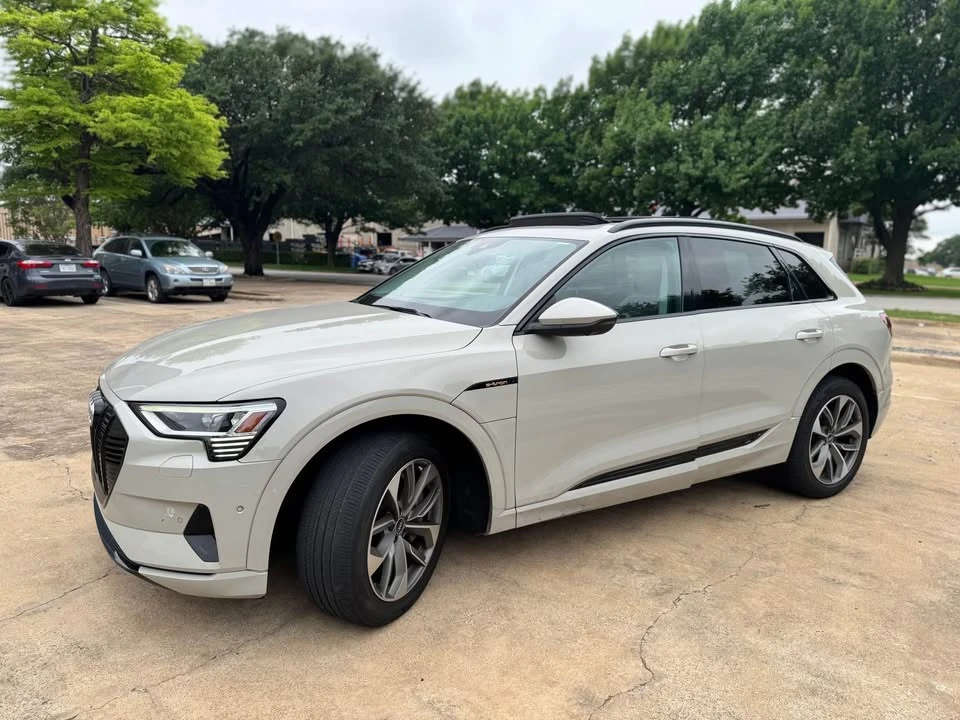 2021 Audi e-tron GT - Image 3 of 8
