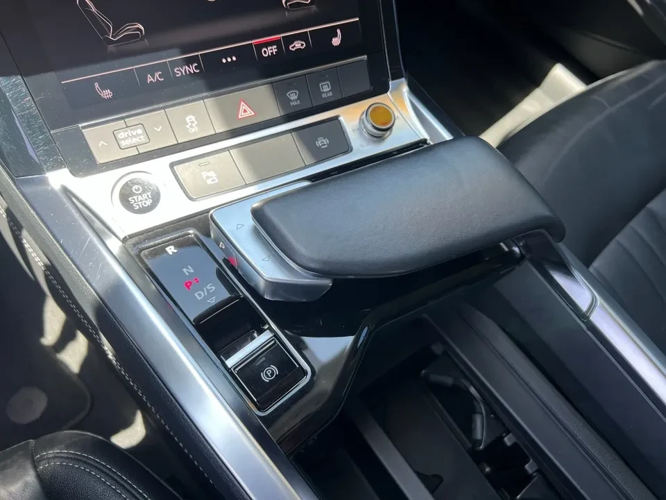 2021 Audi e-tron - Image 5 of 20