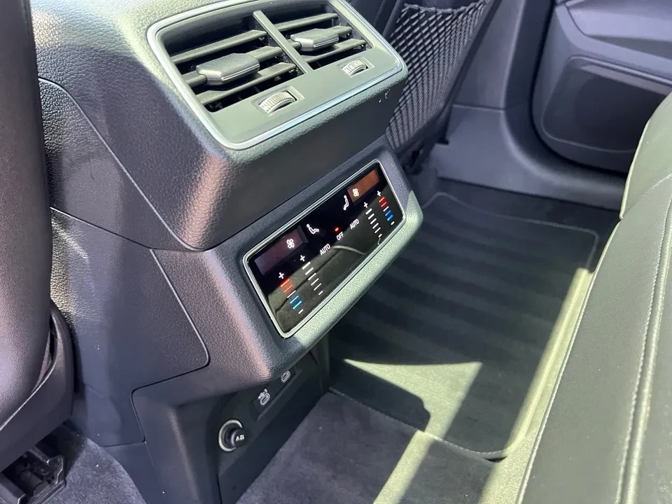 2021 Audi e-tron - Image 5 of 20
