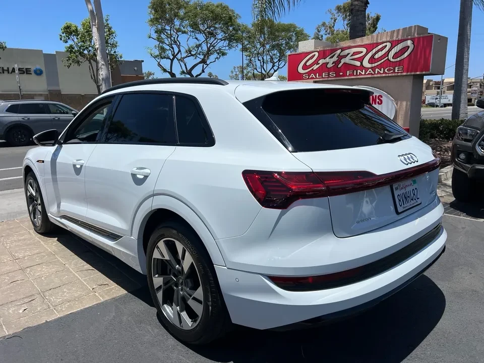 2021 Audi e-tron - Image 18 of 20