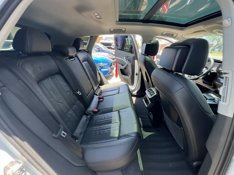 2021 Audi e-tron - Image 16 of 20