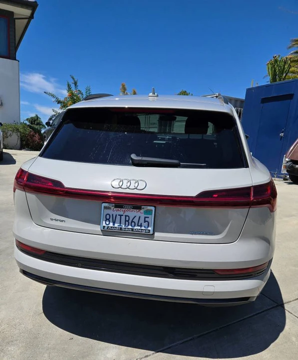 2021 Audi e-tron - Image 2 of 9